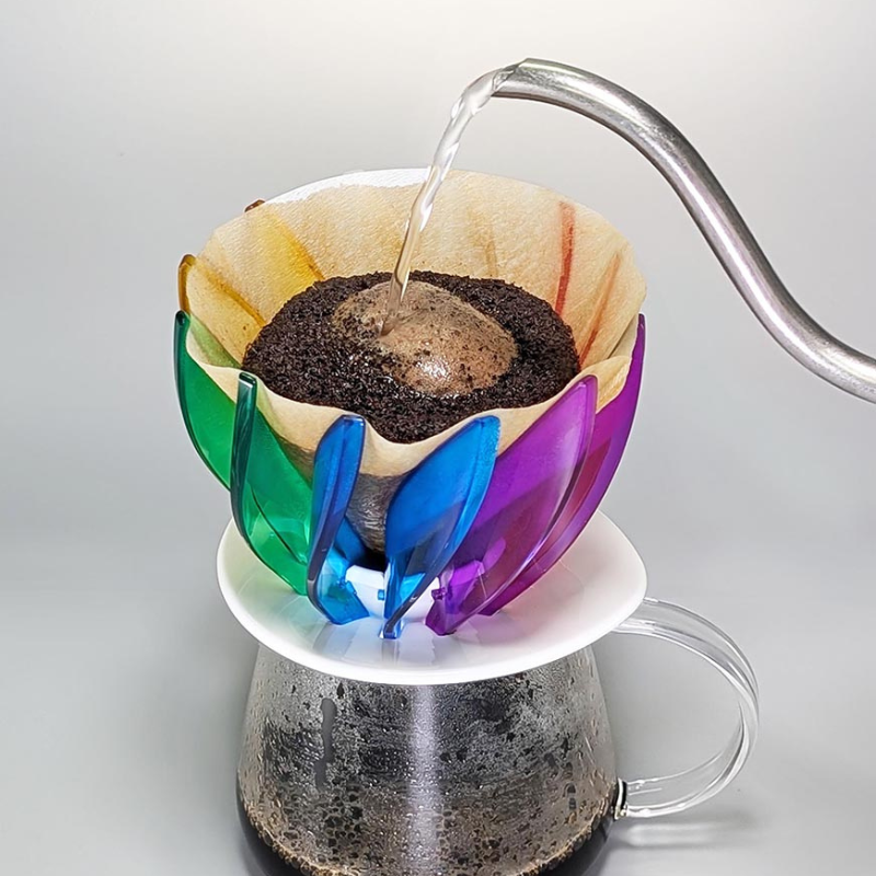 
                  
                    V60ドリッパーSUIREN 虹(NIJI)
                  
                