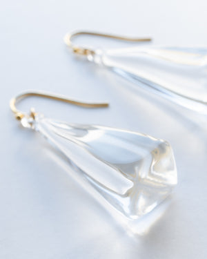 
                  
                    ピアス レン
                  
                