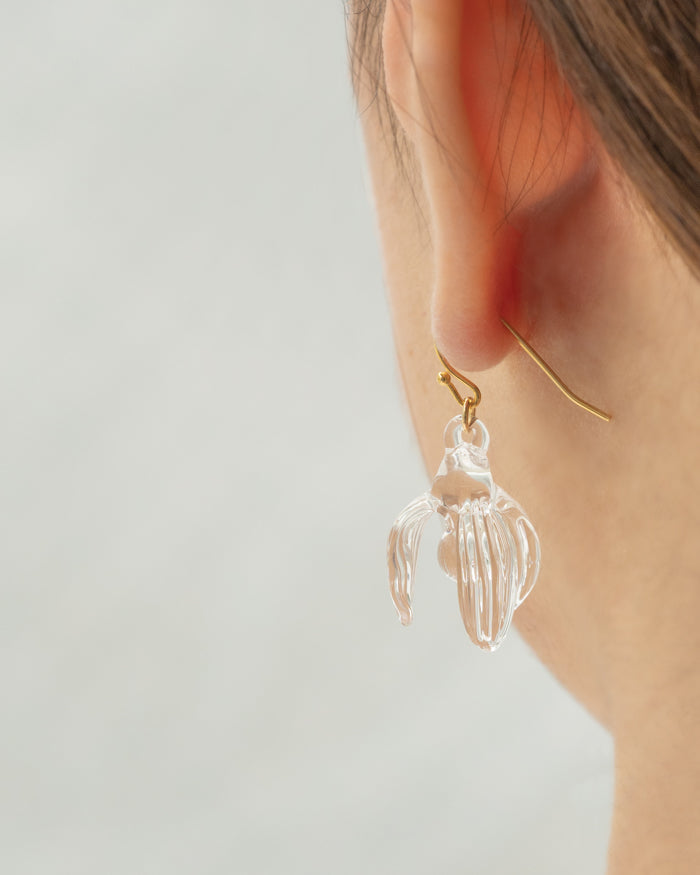 
                  
                    ピアス スノードロップ
                  
                