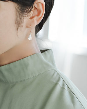 
                  
                    ピアス プリュイ K10
                  
                