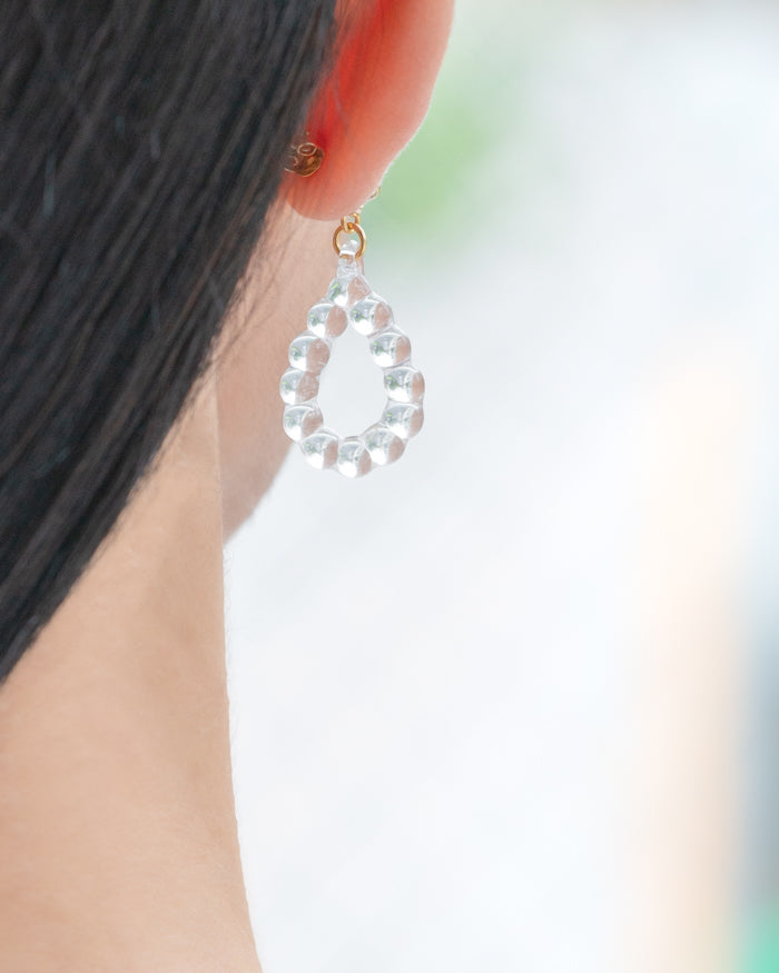 
                  
                    ピアス ティアドロップ
                  
                